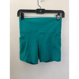 Athleta Salutation Stash 5” Short in Green SZ S